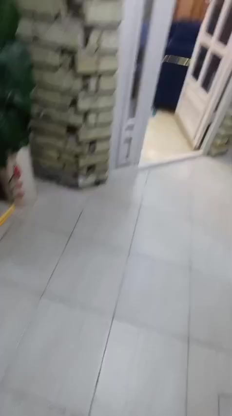 السلام عليكم.🌹🏤🏣🏤🏣📞🫆
معروض للبيع ١٠٠ متر مسلح الحريه دور نواب الظباط قريب متوسطة زينب يحتوي على ٣ غرف نوم مع صاله وحمامين وحمام خارجي مع ملحقات ومطبخ سيراميك كبير وحولي وسطحين. بدون واجه الجبهه ٥ في ٢٠
السعر ٢٦٠ مع المجال الاتصال على الرقم مصطفى المعمار📞☎️📞☎️ *********** 🏤🏣🏤
