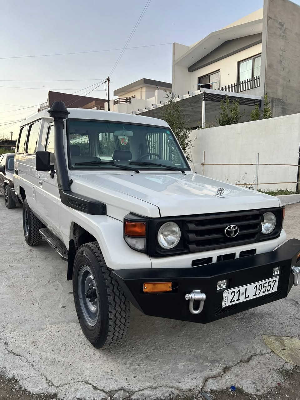 سلام عليكم تويتا شاص ٢٠٠٣ كاز بمبونوزل ماشي ٢٣٠ الف محرك بدون بخار بدون تنقيص  سيارة جديد بدون صبغ بيهة ٢-٣ مكان صغير تعديل حتى مو صبغ جمالية كشنات ورا موجود تخم تاير و ويل جديد سنوي جديد و رقم جديد بسمنى تحويل ثاني يوم تبريد ثلج تتفئة شغال مابي نواقص الف دينار 
مكان كركوك سعرة ١٥٠ ورقة
***********
