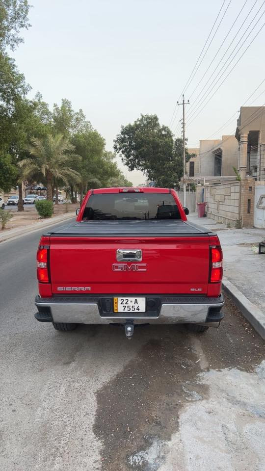 السلام عليكم 
جمسي سيرا لون مميز احمر طماطة 
رقم مميز  7554 اربيل
ملاحضة: الرقم الشمالي معفي من الضريبة
‏2017  V6السيارة على وضع الشركة كلش جديدة شلعتها تشلع التبليط
شاشة اصلية
كشن كهرباء
تحكم استيرن جهتين
كروس سرعة
فور ويل چنل تكدر تسويها 2 ويل او 4 ويل 
شاشة كشف اعطال بالدشبول 
تخم تاير جديد 
مرفعة انج ونص
عداد المشي اقل ال 100 الف قابل للزيادة
باب قصير
السيارة بأسمي تحويل ثاني يوم
مابيها اي نقص فلس متذب عليها 
السنوية لغاية 2029 هزة جديدة 2025
3 قطع صبغ ايرباگ مرجع سستم اصلي
غاز التبريد والراديترات على وضع الشركة لان حادثها بسيط 
صور الحادث مرفقة مع الصور  
*********** 
السعر 18500 سعر چارجر ؟
