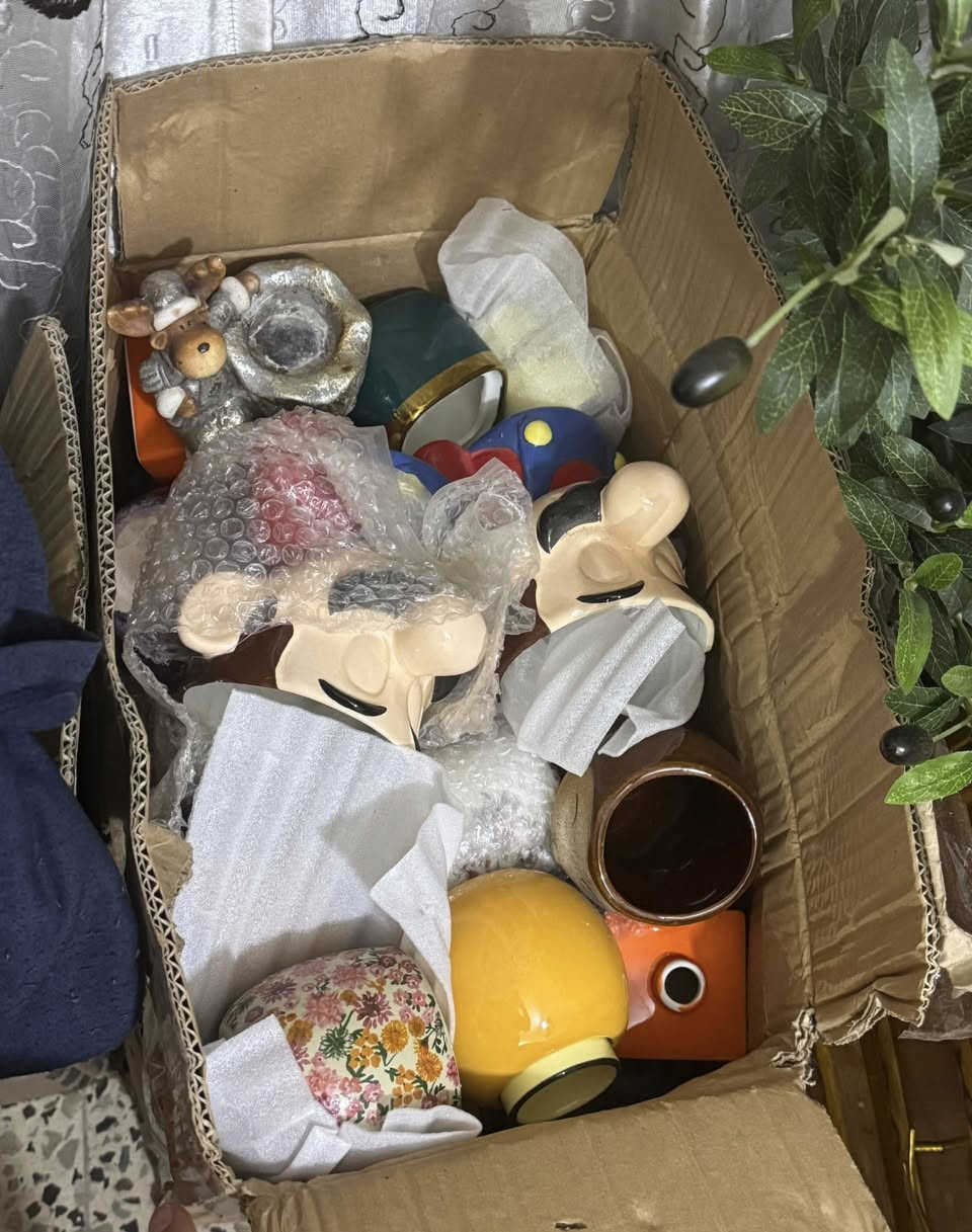 السلام ؏ـليڪـُم عندي ڪراتين مشكل فرفوري وتحفيات مكاني بغداد الشعله حي الجوادين للاستفسار‭  
0787 615 3927 بي واتساب
