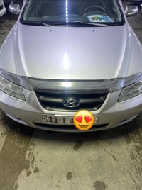 سوناتا 2008 وارد امريكي  بيها ثلاث قطع صبغ بدون دواخل للجماليه محرك V6...