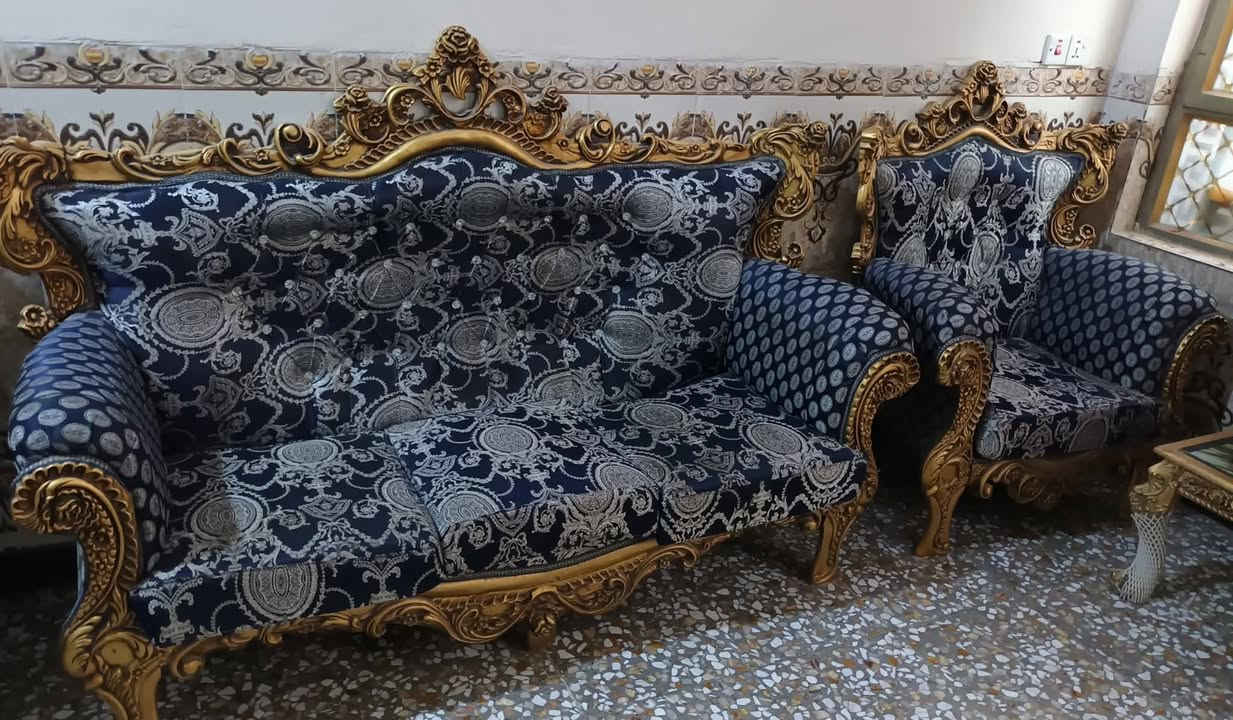 السلام عليكم عندي تخم للبيع ١٠ مقاعد نظيف جدا السعر 400
اوبي مجال الهاتف *********** العنوان بغداد حي الجهاد شارع الشارقة
