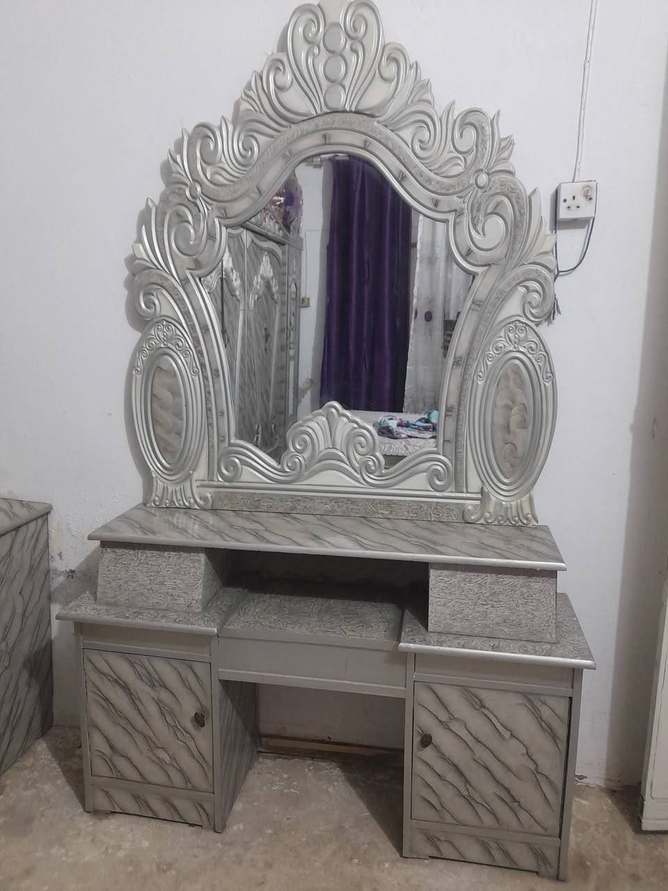 غرفه صاج 11 قطعه سعره 800 المراسله خاص او على رقم
***********
