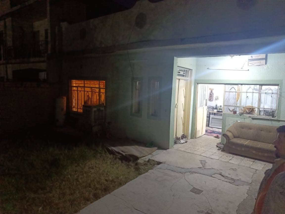 للايجار 
🔷مساحه   (200م ) .. 
💫غرفتين نوم  واستقبال وهول ومجمع صحيات وحديقه وكراج 

السعر 250 الف

#موقع الدار :شارع عبدالرحمن خلف جامع ابراهيم الخليل 

____________________________
 استفسار مراجعة مكتب السعيد للعقار سايدين شقق الغاز مقابيل جامع الشيخ ابراهيم البرزنجي 🌟🌟
نستقبل جميع عروضكم السكنيه والتجارية في كافه مناطق كركوك 
☎☎☎☎☎📞📞📞

***********
