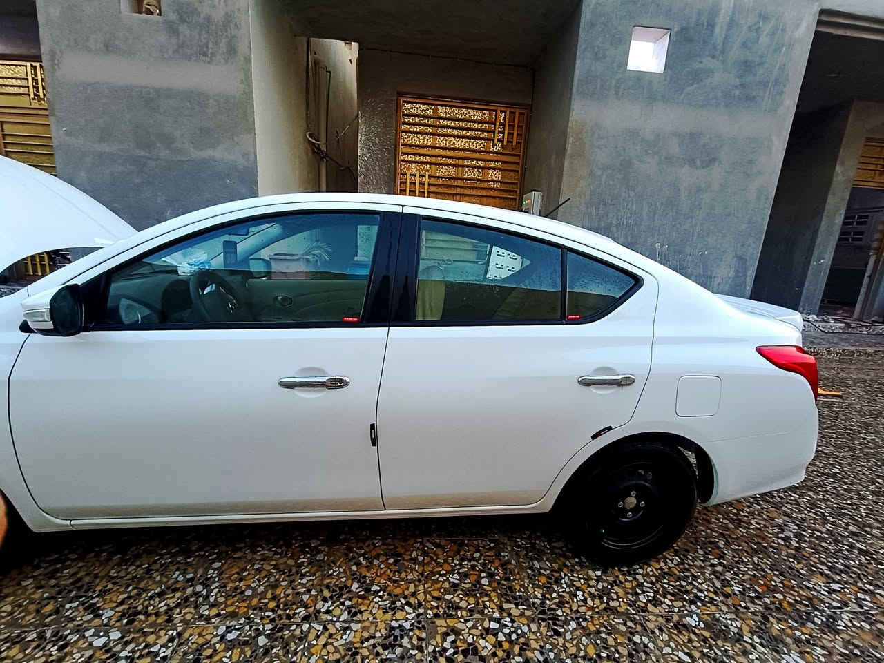 مكلف بل نشر
نيسان صني مصري 2025
كفالة عامة من كلشي بحالة الوكالة مكفولة من الدعامية للدعامية
ماشيه 33 الف 
رقم اربيل 
لسيارة خير من الله على وضع لشركه ما بيهة اي نقص استخدام موظف 

لسعر  127وبيهة مجال
***********
