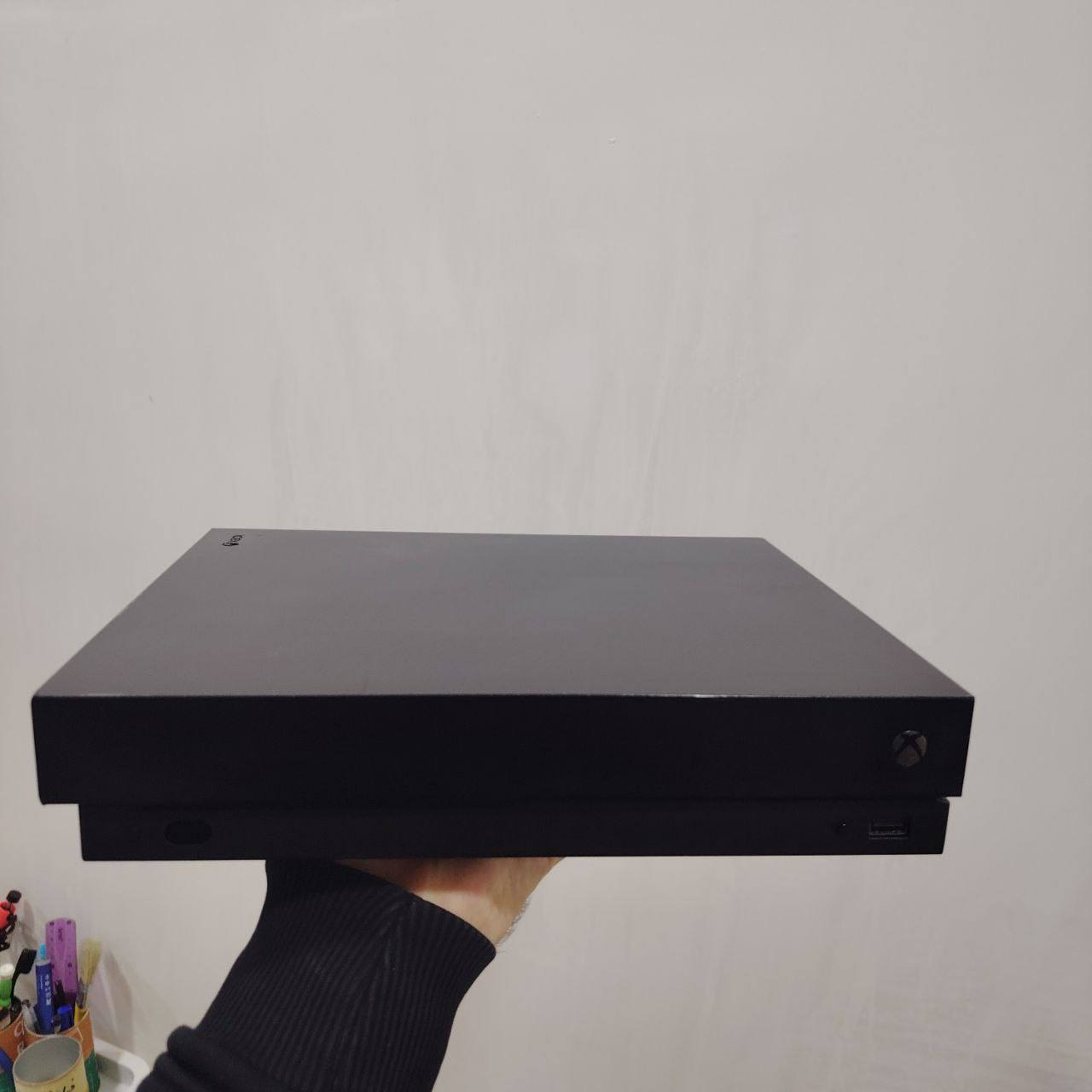 اكس بوكس ون اكس 
الذاكره 1 تيرا
كامل ملحقات مع جويستك واحد وكيبلاته 

السعر : 200 الف والتوصيل مجاني

ملاحظة: الضمان اسبوع من عدا الكهرباء وسوء الاستخدام  وحق الفحص وين ما يعجبك.


**إذا كنت صاحب هذا الإعلان وتريد حذفه لأي سبب، رجاءا أرسل رسالة إلى الدعم الفني**