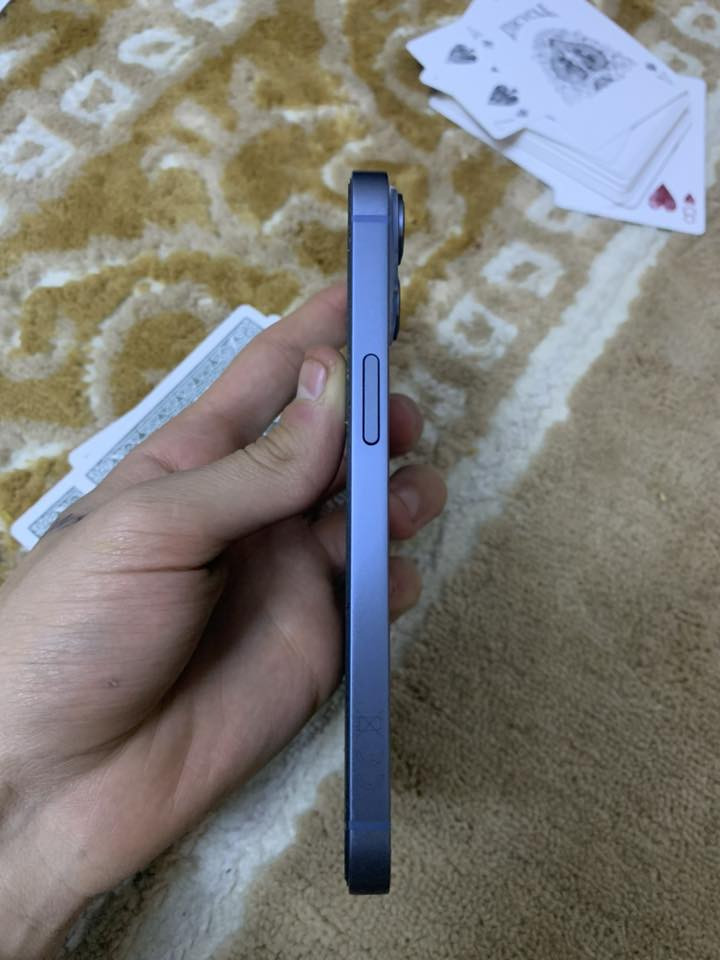 ايفون 14 عادي 
بطارية 88 
ذاكرتة 128
الجهاز نضافتة 100‎%‎ وبعده بالضمان الجهاز كله بلادي وماداخل الصيانة على وضع الشركة ،السعر 500 
للاستفسار *********** عرصيد فقط
