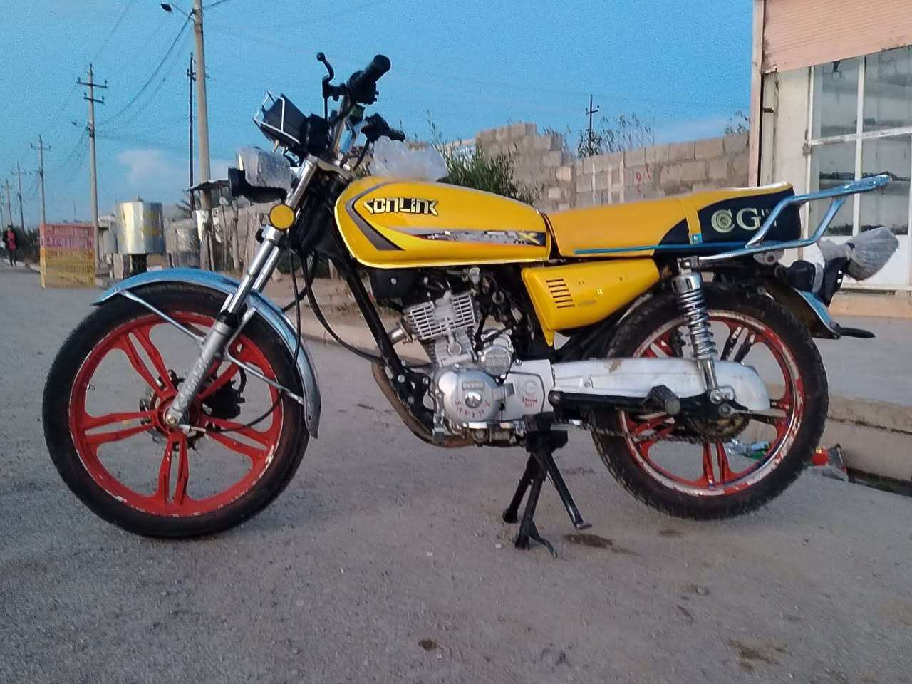 مكلف بل نشر ماطورات للبيع ثنينهن موديل 21واحد منفيس  اتصل وتدلل ***********
