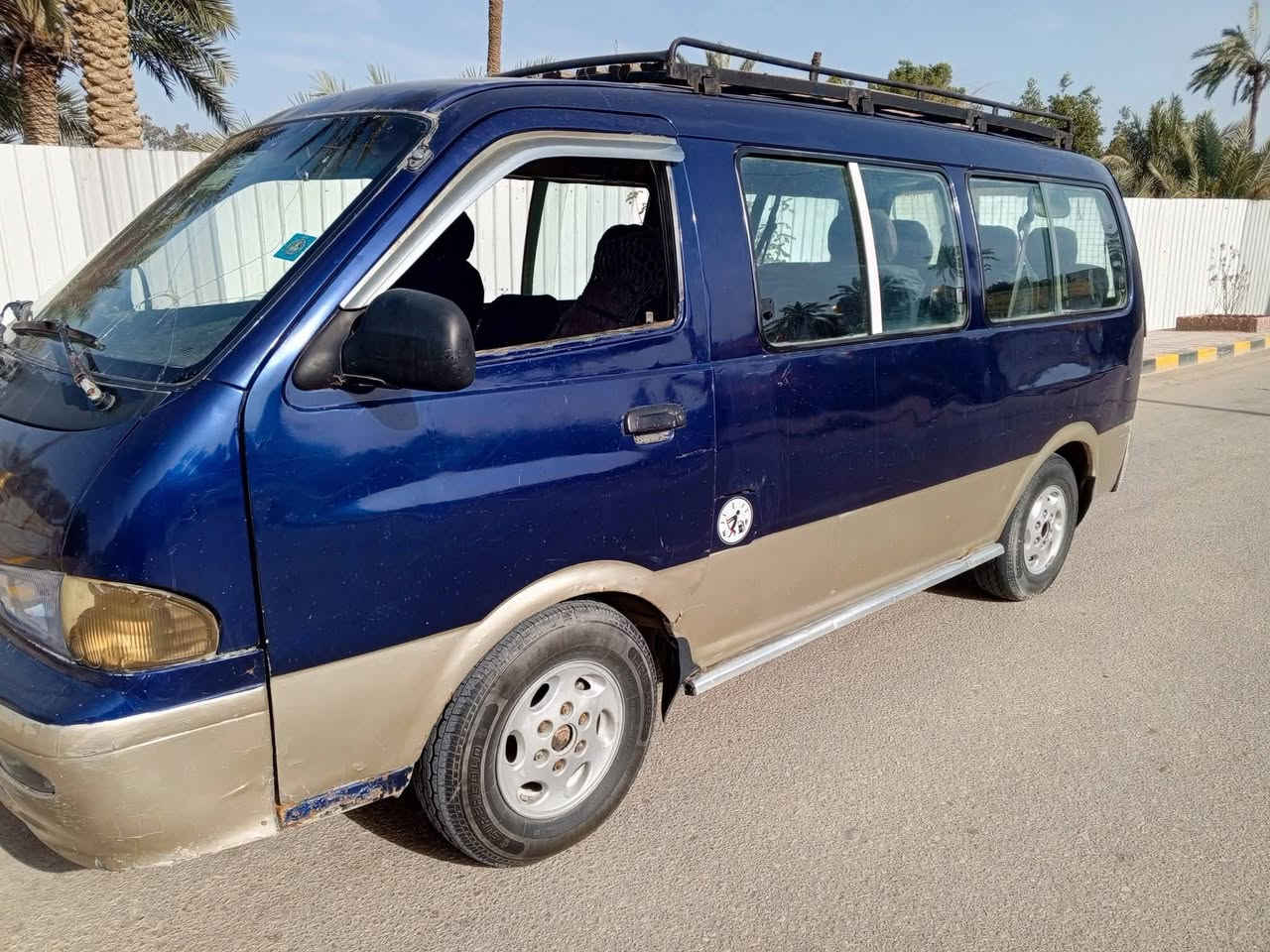 السلام عليكم بريجو موديل 96 سياحي السنويه بث 28 بشهر ال 5 تسقط  بسمي السنويه تحويل السياره هزه جديده مكينه كير اكسن حداديه فول السياره جاهزه مكان نجف كوفه السعر 55 وبيه مجال موبايل ***********
