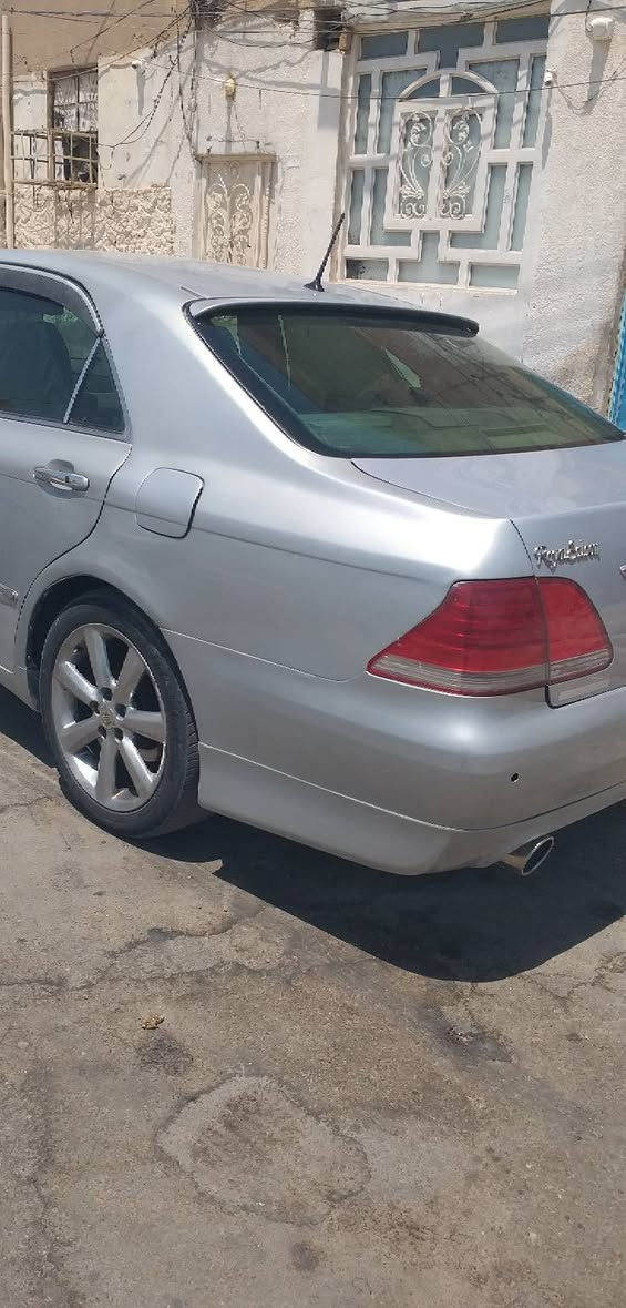 شاهينه بس مفحوصه 2004 فول ما عده التنته السعر 60 مكان نجف ت ***********
