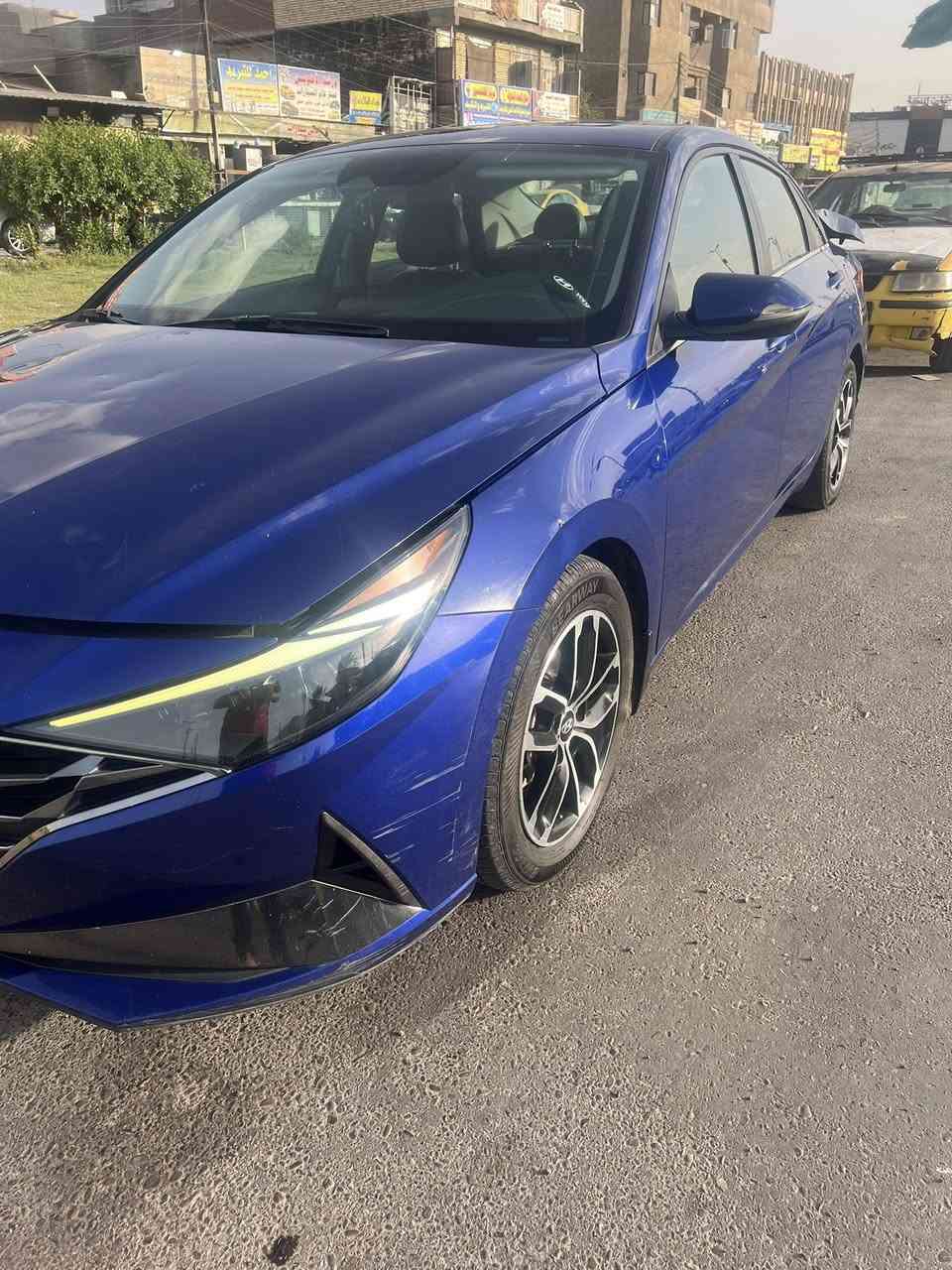 النترا 2022 لمتد فول 
وارد امريكي ماشيه 143 الف كيلو السعر 135 $ بيه مجال جدا بسيط عليه غرامه 7 اوراق مو من ظمن  السعر 
كير cvt تفويله تمشي 650 كيلو مرات اكثر 
رادار امامي رادار نقطه عمياء 
حساس دعاميه 
تدفئه كشن سايق و الصدر 
كشن سايق كهرباء 
مابيه صبغ او تبديل او يرباك 
مكان الشعب 
***********
