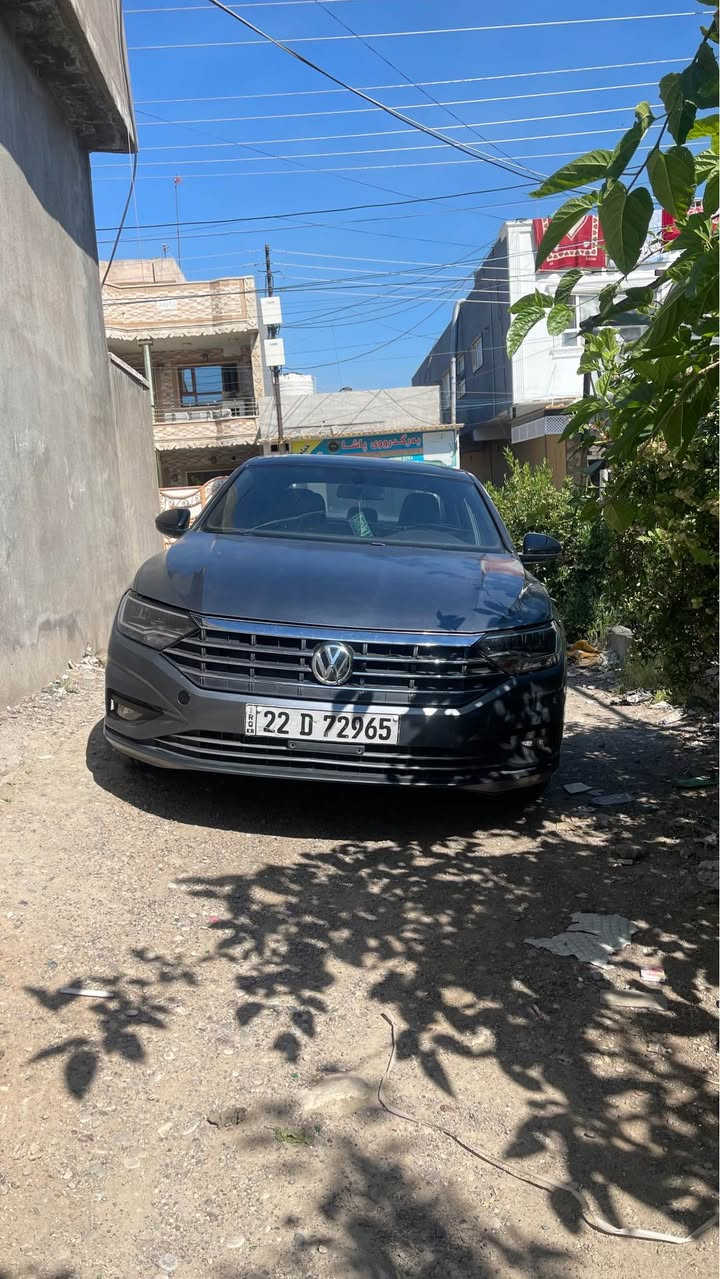 جيتا موديل ٢٠٢٠موصفات seماشيه ٩٨الف سبغ سياره قطعتين ونوص بدون دواخل ارباك سيستم سوكان فقط سياره مال بيت نضيف رقم سنوي كلشي جديد سعر ١٣٩$شويه مجال عنوان اربيل كلك ***********📞☎️ أربيل, العراق
