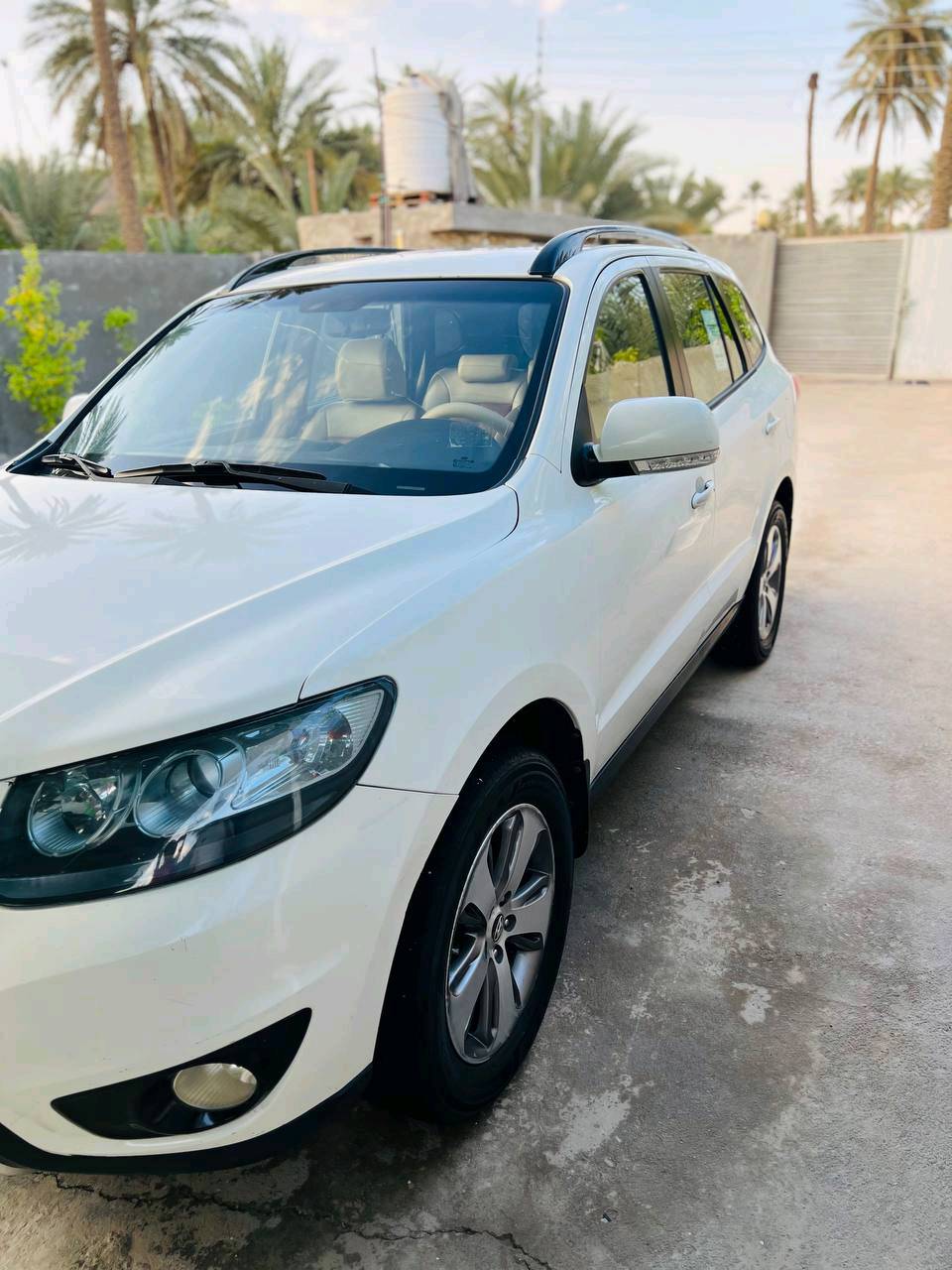 السلام عليكم عندي سنتافي للبيع موديل ٢٠١٢خليجي فول ١/١
مكفولة عدا الباب الايمن مقدار شبر صبغ  كير مكينة خير من الله صدر امامي خلفي كله جديد كهربائيات كله جاهزه بشرط مكينه وكير خير من الله  تخم تاير جديد قبل سبوع مشدود  تبريد شغال ثلج سياره جاهزه من كلشي بدون اي نقص سياره جديده بمعنه لكلمه كلش جديده جداً جداً مال جناي وعلى يدي واستخدام شخصي)))   
مواصفات سياره فتحه سقف ماري شفط كشنات جلد كشن كهرباء ثلاث قطع تبريد سبعه راكب ٦ سلندر فول تحكم ستيرن داخل صاج داخل بيجي  وسود تبريد بيانو بصمه شاره ترحيب بكلايلت 
فووووووووول١/١
رقم بغداد   
سياره بسمي تحويل مباشر وين ما يعجبك 
سياره جديده وجاهزه 
وبدون اي نقص اقره التفاصيل قبل لا تتصل 
مكاني الحله
السعر 158 
شراي يتصل ويدلل 
رقم الهاتف
***********