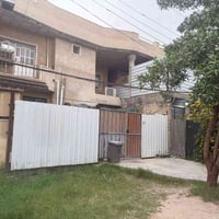 دار 200 متر للبيع مكونه من دارين واجه 13ونص ونزال 15 على شارع 20م تجار...