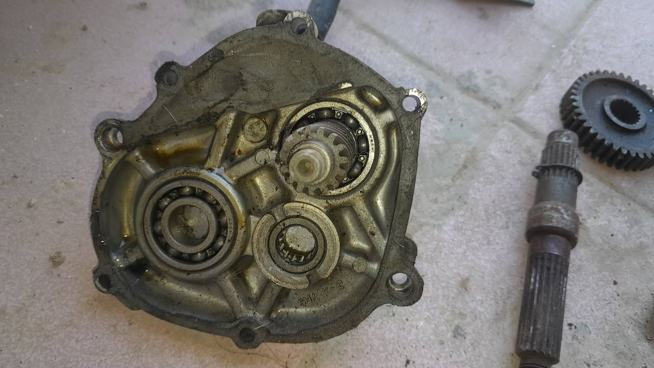 سلام عليكم
مكينه ماكس ١٢٠ مكفوله بلاد بس سلف ٥٥ شرط خرسه ب٢٢٥
طابوكه ماكس ١٢٠ شرط تشغيل ١٥٠
ويل امامي رياضي نجمه ٢٥
ويل خلفي هوه وتايره ٢٥
ويل خلفي سكنز فراشه جيتي ار نجمه بلاد ب٣٠
سوبر ماكس ١٢٠ عدد ٢ لواحد ب٢٠ 
كلج خلفي رياضي بلاد مو تجاري عوزه عجينه بس ب٢٠
اكسل كامل هوه وبوربريناته ب٣٠
***********
