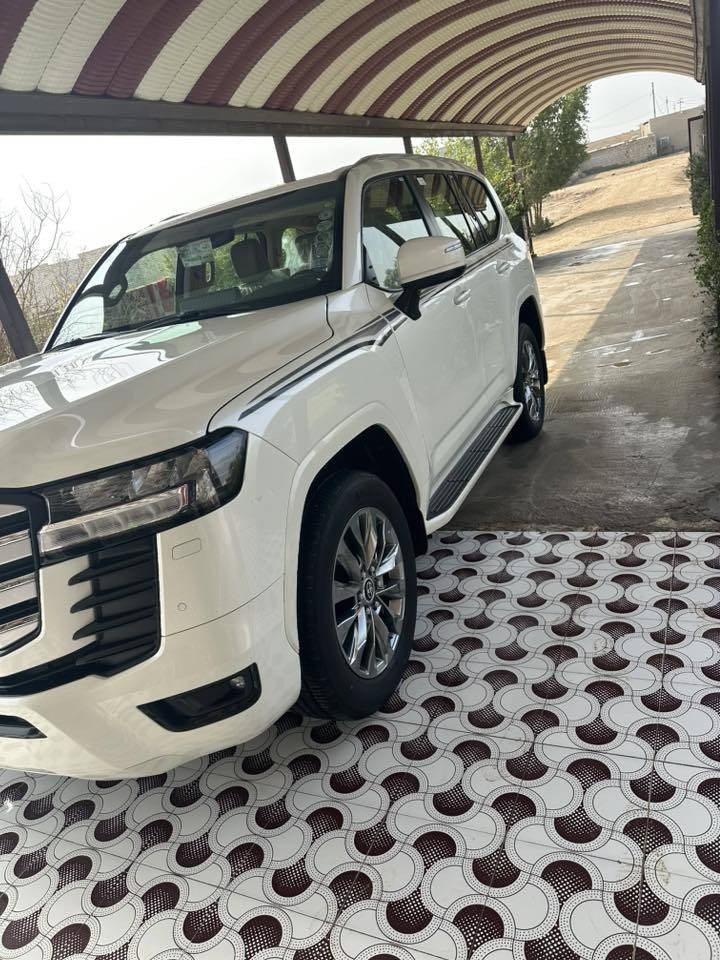 لاندكروز موديل2022 ساز مكفوله كفاله عامه ماشيه 55ألف الاتصال على الرقم ***********//***********
