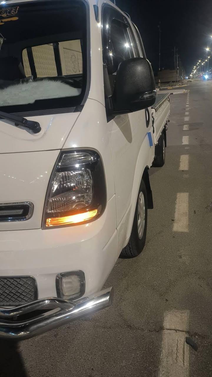 كيه حمل مديل 22 سياره كفاله ماشيه 56 الف كله على نضام شركه استخدام شخصي كير ومكينه كفاله حته من فتحت البرغي
بيها زلوغ وتكحيلات بسيطه كلش ولزكه طابعه طبع خفيف سياره الله شاهد مامتعوبه واحلا من صوره كامره خلفيه حساس خلفي شاشه أصلي كله نضام شركه لستفسار ***********///***********
