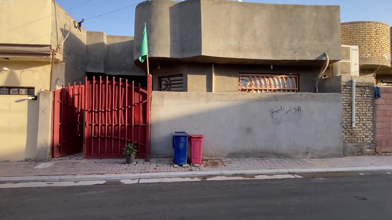 بيت للبيع المكان الجمعيه شارع التلعفرين  المساحه ١٧٠ متر يحتوي ع غرفتين وصاله وستقبال ومطبخ مجمع صحي باقي التفاصيل داخل الفيديو للستفسار ***********
