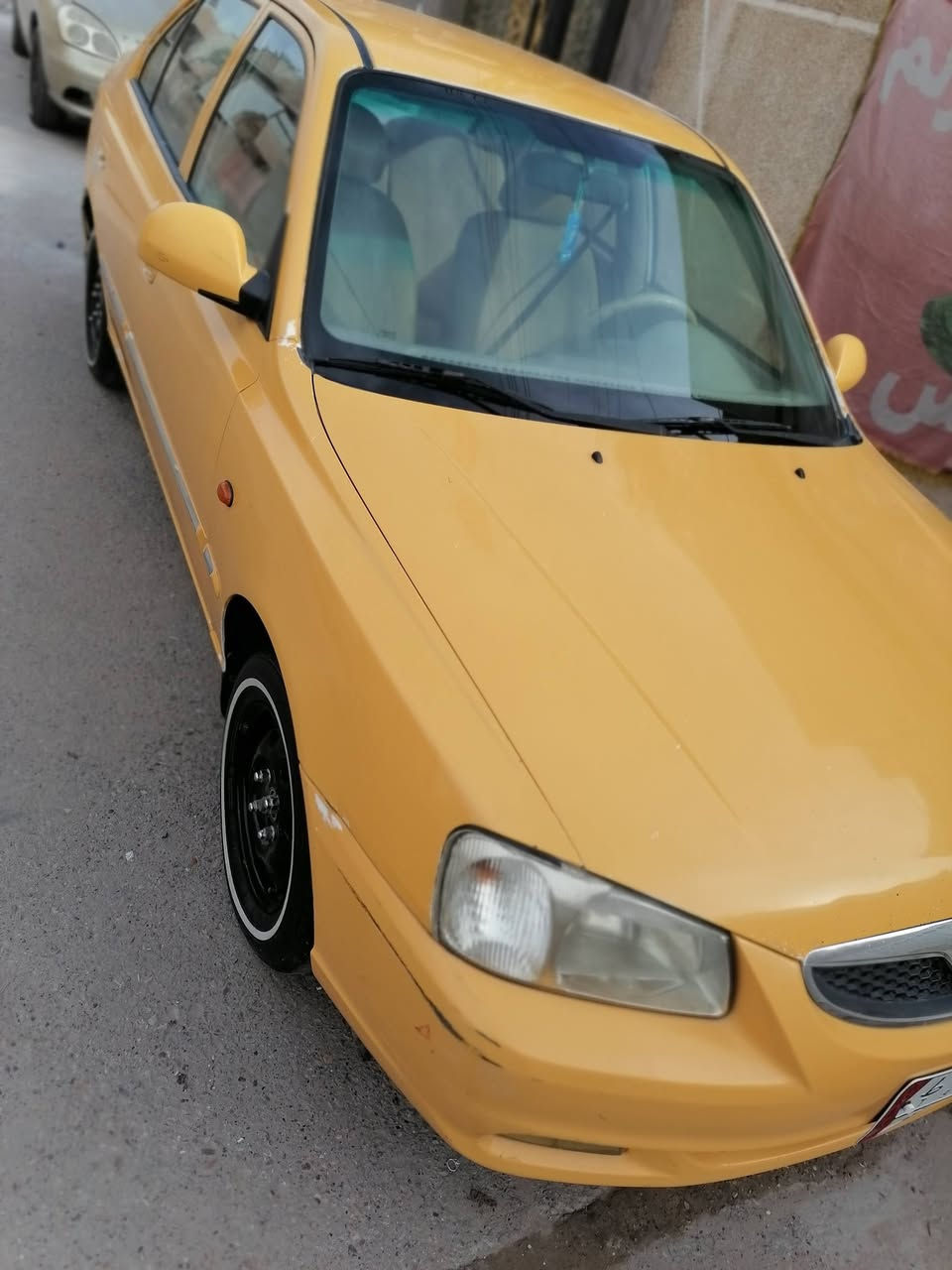 فيرنا ٢٠١٤ للبيع رقم بغداد عنوان بغداد الحسينيه سعر ٧٠ للاستفسار الاتصال على ***********
