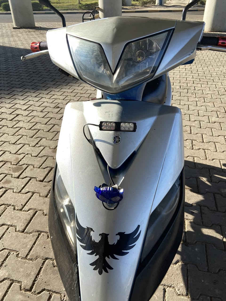 السلام عليكم دراجة ماكس ثعلب للبيع السعر 490الدراجة كلها شغالة كاملة من +كهربائيات من هورن بانزين أنسا متصرف الدراجه مالها صوت خرسه  مامتعوبه من كلشي شغل وطلع وين ميعجبك (العنوان بغداد _ حي المكاسب قريب ع سريع الدولي الرقم ***********
~هاذا بي واتساب ***********
