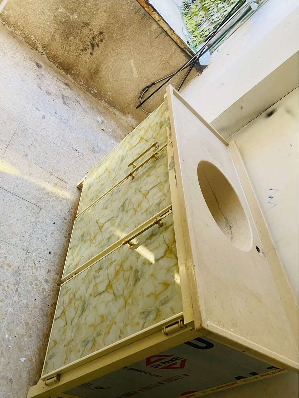 سنة متر ونص سعر 75 مرمر كربلاء حي منين قرب مرقد الحر ع*********** كربلاء, العراق
