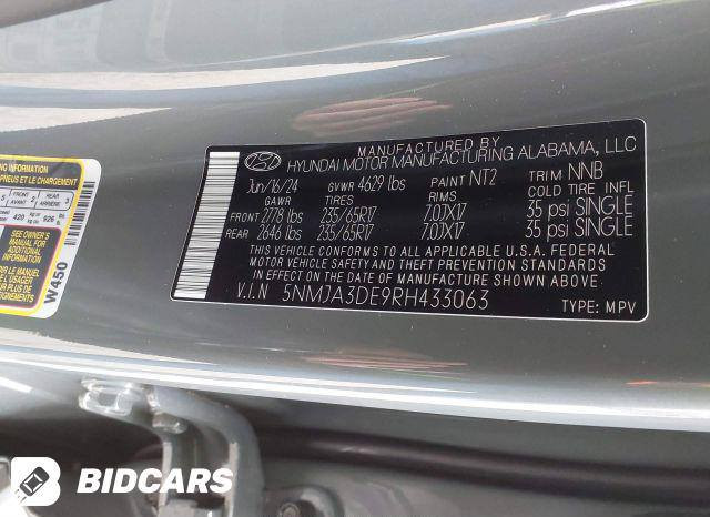 السلام عليكم 
توسان امريكي للبيع بدون مراوس  مواصفات se موديل 2024
محرك 2500 لون اسمنتي غامق مميز بأسمي ماشية 11000 ميل
 ضرر منطقة صغيرة يم الرقم بالصندوق مأشر بالصور .. 
بدون ايرباك رقم الشاصي موجود بالمنشور .. 
مكان السيارة ديالى  بعقوبة السعر 215 ورقة وبيه مجال قليل 
للاستفسار ***********
