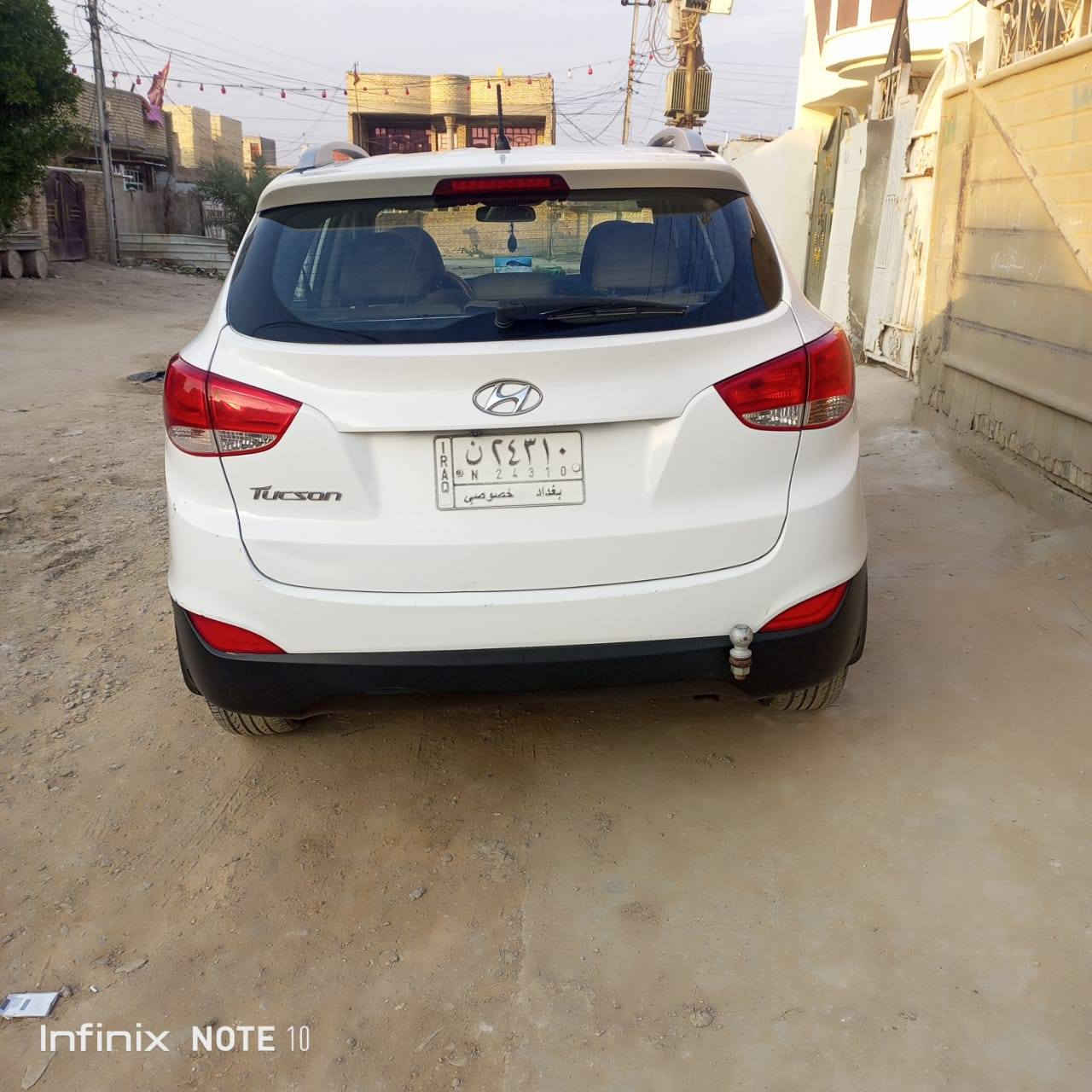 السلام عليكم سياره للبيع توسان موديل ٢٠١٥ خليجية محرك ٢٠٠٠ سياره جديده بسمي سونار موجود بالنشر اتصال على الرقم *********** مكانها سياره بغداد سعر ١٦٥ بيها مجال
