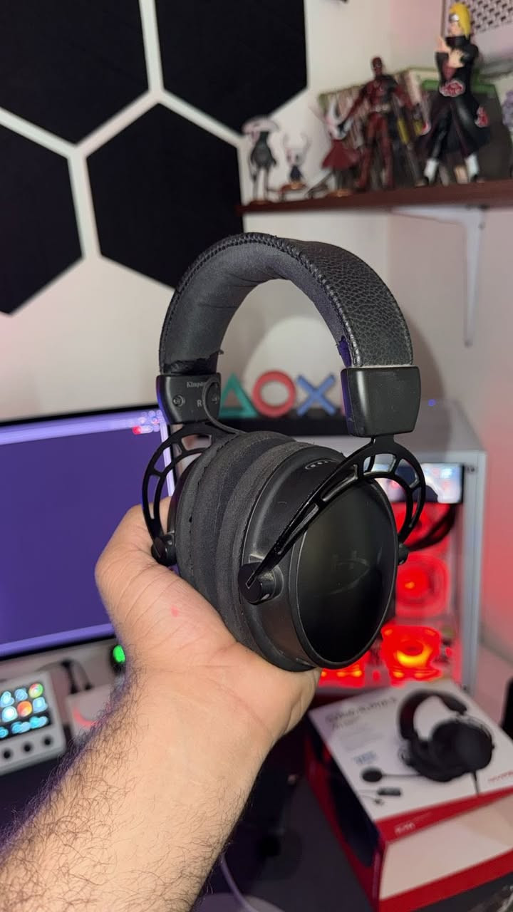 سماعة هايبر اكس نوع الفا اس غنية عن التعريف نظافتها 90‎%‎ كل ملحقاتها كاملة أჂ̤ خلل مابيها نفس ما تشوفون بالصوره فقط مخدات تبديل ورخيصات كلش سعرها 50 قفل مع التوصيل


**إذا كنت صاحب هذا الإعلان وتريد حذفه لأي سبب، رجاءا أرسل رسالة إلى الدعم الفني**