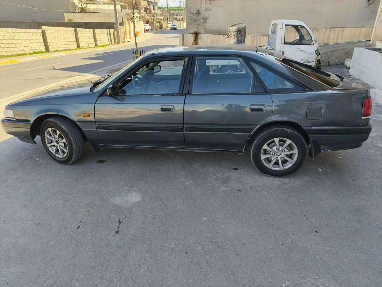 مازدة ٦٢٦ گير عادي ١٢بةخ سبوخ عام بةس يةك جالمغي ژورئي كرتية سيارةكة زور توند و تولة هةموو شتيك بةشةرت *********** أربيل, العراق
