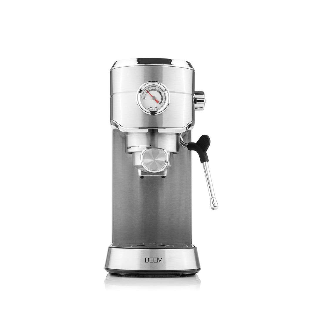 تتميز ماكينة BEEM Espresso Ultimate بضغط احترافي يصل إلى 20 بار لضمان استخلاص مثالي للنكهة.تحتوي على نظام تحكم حراري دقيق لضبط درجات الحرارة بدقة أثناء التحضير.تشتمل على حامل فلتر احترافي لتقديم إسبيريسو بكريمة كثيفة.تتضمن خزان مياه بسعة 1.5 لتر قابل للإزالة لسهولة التنظيف والتعبئة


**إذا كنت صاحب هذا الإعلان وتريد حذفه لأي سبب، رجاءا أرسل رسالة إلى الدعم الفني**