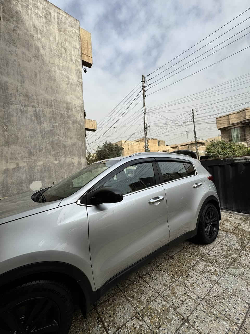 كيا سبورنج وارد امريكي 
موديل ٢٠١٩  باسمي 
محرك ٤ سلندر GDI شركة جديد 
كير كفالة..
كفالة عامة من صبغ أو تبديل 
المواصفات …
.شاشة 
تحكم ستيرن
تبريد قطعتين 

‼️‼️ملاحظة السيارة دخلت كلين 
رقم الشاصي 
(kNDPM3AC8K7593484)

المسافة المقطوعة 64ميل فقط 
فيها تكحيل بمكانات  كما موضح في السونار 
السيارة أجمل من الصور 
استعمال شخصي 
صدر تخم تاير جديد شركة 
داخل جلد . لونين 
السعر / 166 ورقة مجالها قليل 
بغداد/ الغزالية

هاتف 📞 
***********
***********
