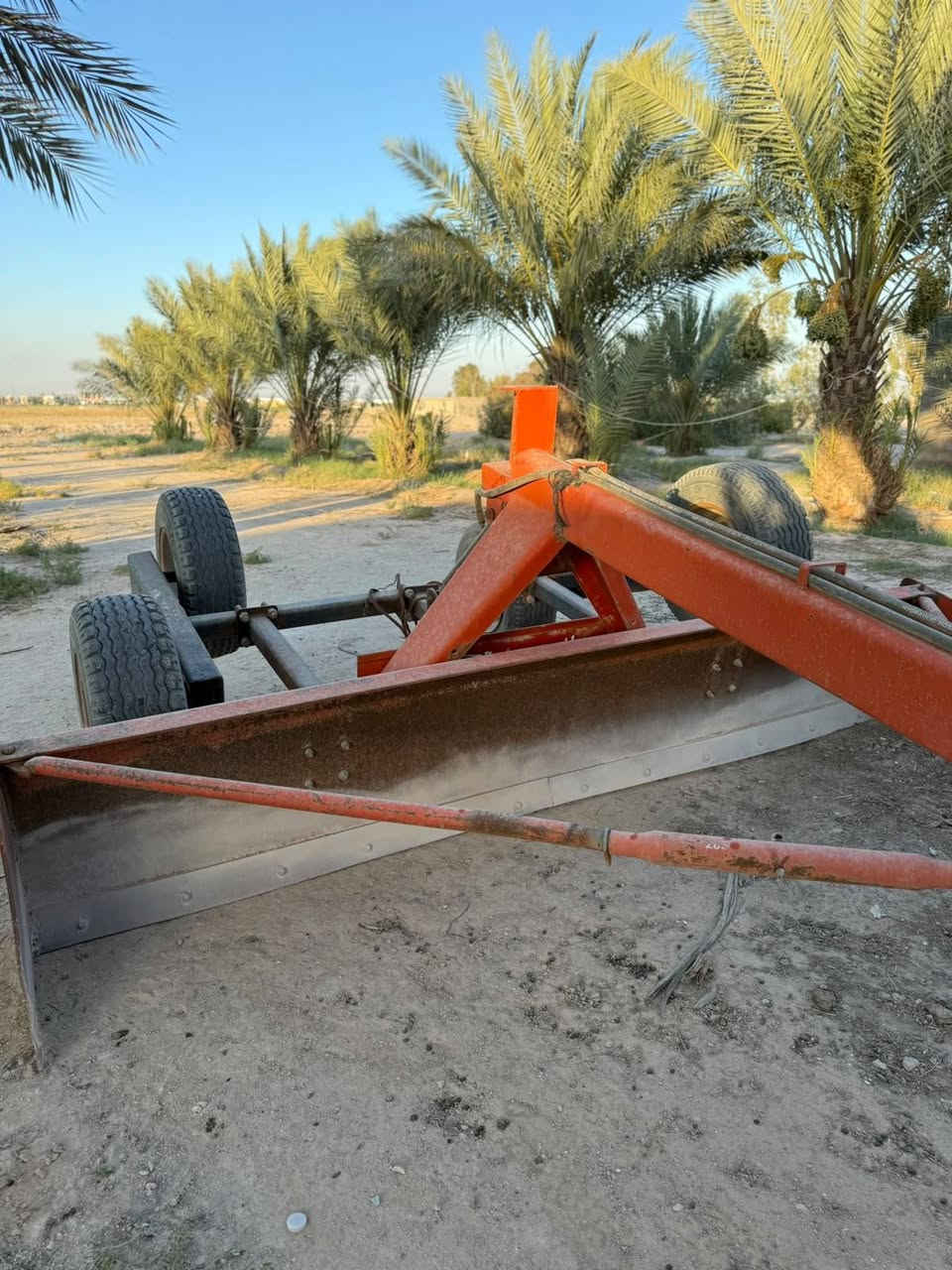 لبيع معدلان ثلاثه متر شكل ليزر اربع تأيرات جاهز لشغل معدلان جديد وضع شركه جديد تأيرات جدد فلانجات بلاديات مكانه كربلاء ***********
