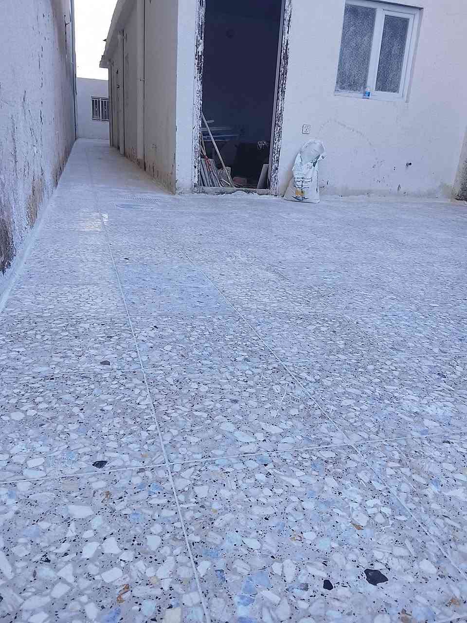 ابو مريم المصري خلف سيراميك مقيم في بغداد بورسلين ***********وجدران ومرمر وكاشي واسعار مناسبه متفرغ حاليا
