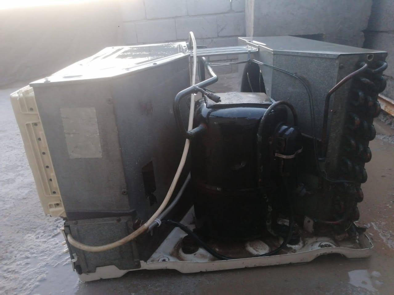 مكيف جنرال شغال نضيف السعر ٢٢٥
***********
