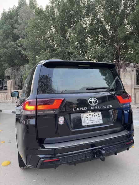 لاندكروز 2023 بغداد بريم مكينة 6   ماشية 52 الف مكفولة كفالة عامة السعر 690 وبيها مجال مكان السيارة الحلة شارع 40 
***********
