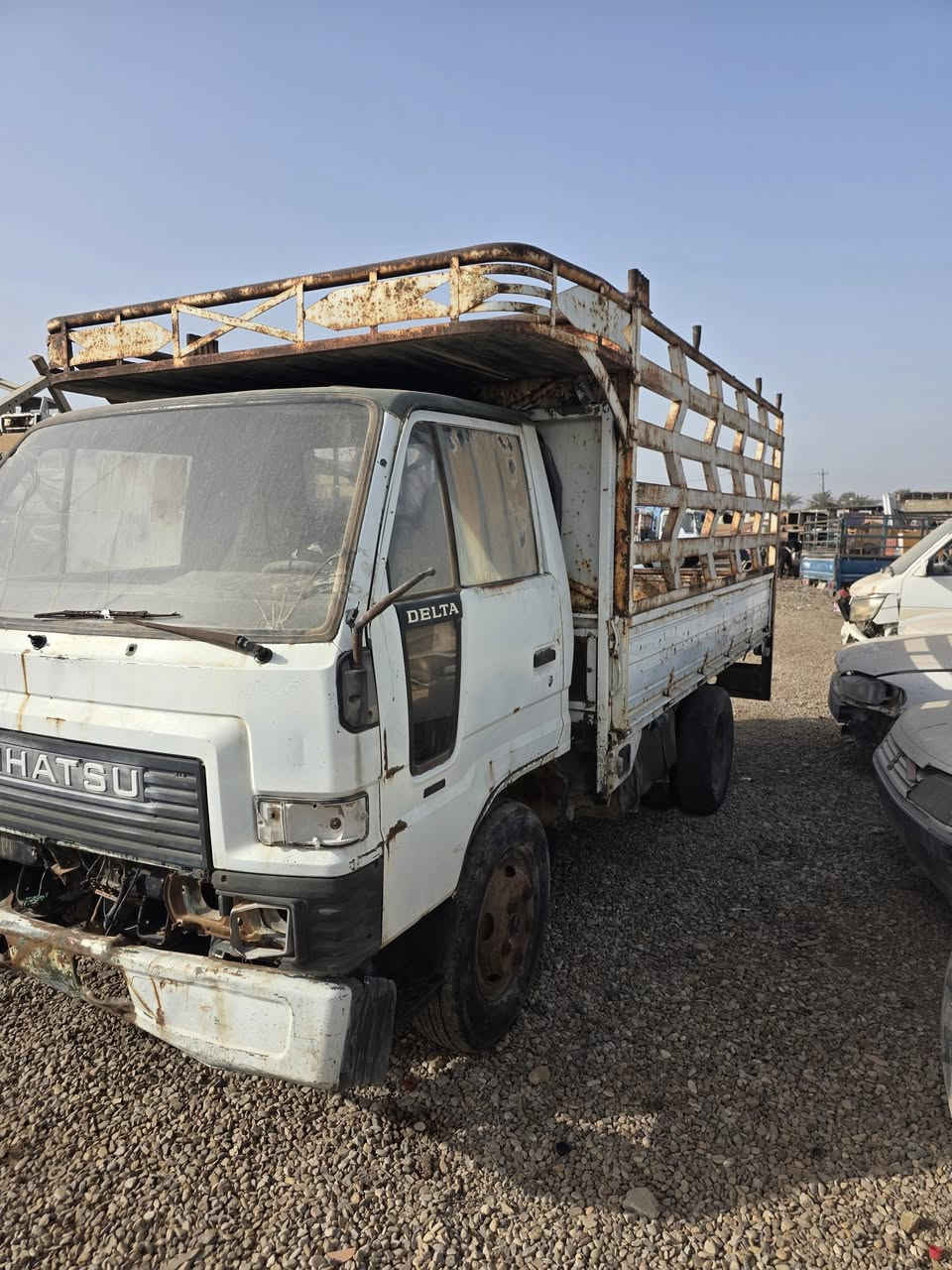 سياره ادوات شغاله مزاد ما تسجل
***********
