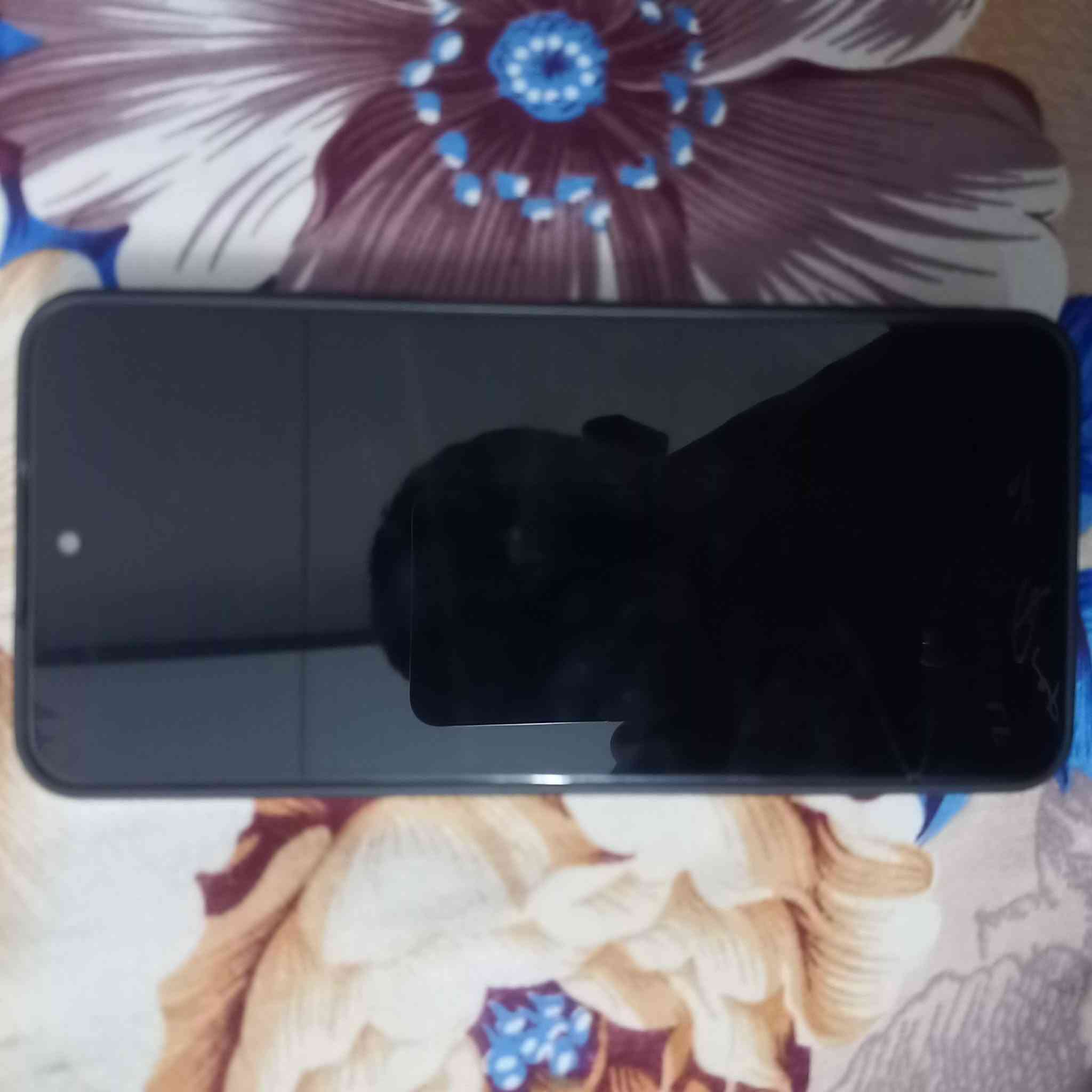 للبيع هونر x7b ذاكره 256 جهاز كلش خفيف بلمس وسلس وجهاز نضيف بي فقط فطر بشاشه خفيف موظح بصوره وسيم كارت مره يشتغل ومره لا وكامره اسلفي ماتشتغل، السعر 75


**إذا كنت صاحب هذا الإعلان وتريد حذفه لأي سبب، رجاءا أرسل رسالة إلى الدعم الفني**
