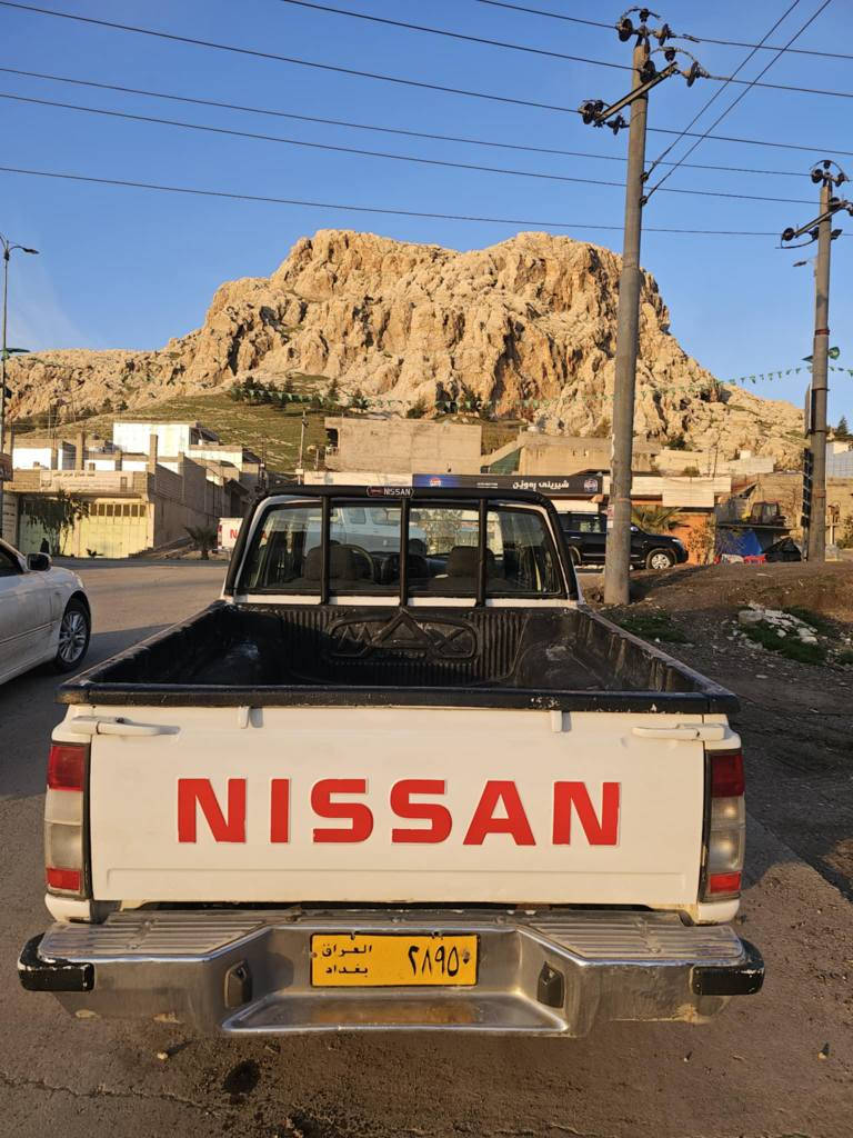 نیسان دەبڵ مۆدیل ٢٠٠١ تەبرید پاوەر بێ بۆیاخ کرانەوەی نیە گێرومەکینەی بە شەرت ساردی نیە  ئارمی پلاستیكی هەولیرە بە شەرتی ئەوەلیاتو خەرامە  پێشی هیچ پیوە نیە لێداروی نیە 
ماڵی دۆستە نرخ ٩٠ گەڵا 
شوین سیدسادق 
٠٧٧.١٩٥٩٣٢٢
*********** السليمانية, العراق
