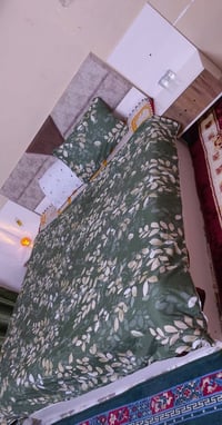 غرفه ٣قطع للبيع السعر 700الف نضيفه للاتصال رقم 0770 395 4566