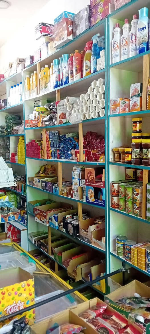 السلام عليكم 6 رفوف اسواق للبيع 
الارتفاع مترين ونص 
والعرض متر ونص 
بأسعار مناسبه 
العنوان بغداد حي أور مقابل 
بانزين خانه الجديده  
السعر خاص


**إذا كنت صاحب هذا الإعلان وتريد حذفه لأي سبب، رجاءا أرسل رسالة إلى الدعم الفني**