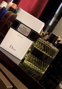 عطر • كم رشّة • مستخدم