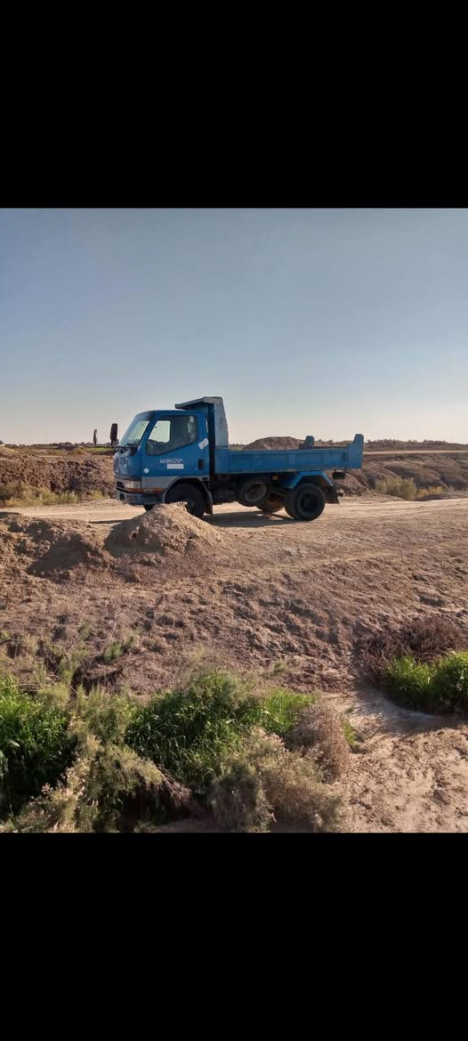 كنتر بزون ٣طن دبل شاصي قلاب بلادي رقم واسط *********** $***********
