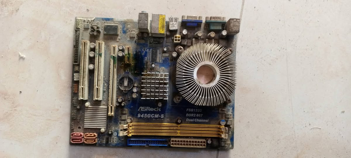 مذربورد حاسبة دسكتوب شغال بس متروك ابيع فحم القطعة ب ١٠ الاف للتواصل خاص


**إذا كنت صاحب هذا الإعلان وتريد حذفه لأي سبب، رجاءا أرسل رسالة إلى الدعم الفني**