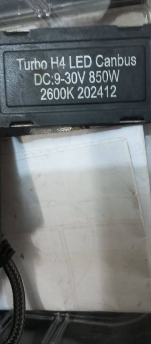 مصابيح لدH4 شمسي أوسرام ألماني أصلي 85 واط عالي ناصي نهار ...مستعمل قليل ..40000


**إذا كنت صاحب هذا الإعلان وتريد حذفه لأي سبب، رجاءا أرسل رسالة إلى الدعم الفني**