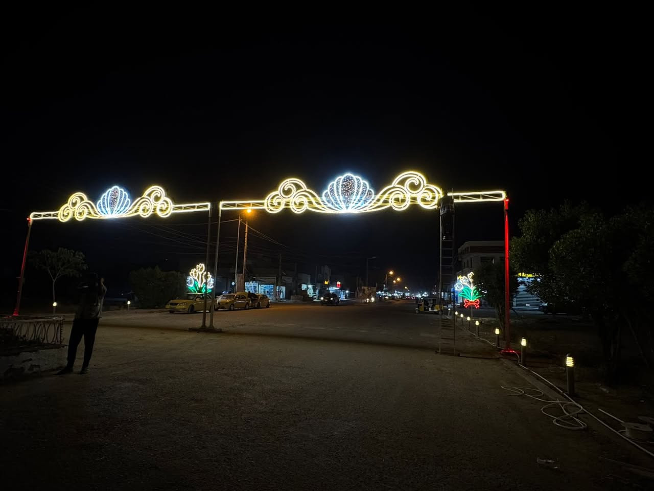 نحن مستعدين لتنفيذ وتصميم
جميع أنواع المجسمات الضوئية 🔥
و البوابات بكل أشكالها وأحجامها ✨

✔️ مجسمات 3D ضوئية
✔️ بوابات مناسبات وأعراس
✔️ بوابات افتتاحيات ومعارض
✔️ بوابات مجمعات سكنيه 
✔️ اعمده اناره بكافه قياساتها
تنفيذ حسب الطلب وبأحدث التصاميم

شغل متقن ✔️ أسعار مناسبة ✔️ سرعة بالإنجاز ✔️

للحجز والاستفسار:
📞 ***********
