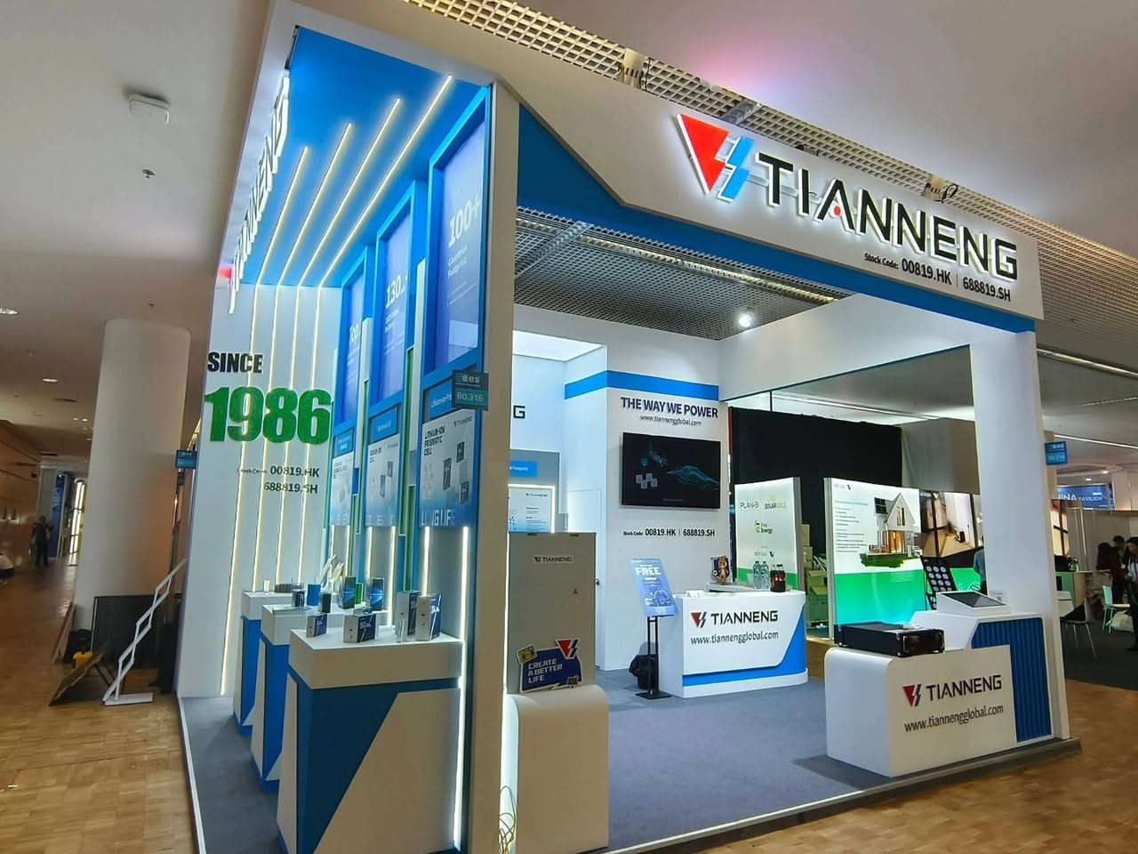 🔋 بطارية TIANNENG TNE12-25 الأصلية 🔋
اختيارك المثالي لأداء قوي وثبات عالي 💪⚡

✨ المواصفات الفنية: 🔹 الجهد: 12 فولت
   🔷 سنة الإنتاج 2️⃣0️⃣2️⃣6️⃣ 
🔹 السعة: 25 أمبير
🔹 النوع: Deep Cycle (شحن وتفريغ عميق)
🔹 التقنية: AGM GEL (جل متطور)
🔹 مقاومة عالية للحرارة والظروف القاسية 🔥
🔹 عمر افتراضي أطول وكفاءة أعلى 🔄

💡 شرح تقنية البطارية: بطارية AGM GEL تعتمد على مادة هلامية (جل) بدل السائل، وهذا يعطيك:
✔️ أمان أعلى (بدون تسريب)
✔️ أداء ثابت حتى مع الاستخدام الطويل
✔️ تتحمل الشحن والتفريغ المتكرر
✔️ مناسبة للدراجات الكهربائية والأجهزة الحساسة ⚙️

🚀 ليش تختارها؟
🔸 تشغيل قوي وثابت
🔸 توفير بالطاقة
🔸 جودة مضمونة من شركة TIANNENG العالمية 🌍

💰 السعر: 38,000 دينار فقط

🚚 متوفر توصيل:
بغداد وجميع المحافظات 🇮🇶

📞 للحجز والاستفسار:
التواصل مع إدارة الصفحة أو الاتصال على الرقم:
📱 *********** (واتساب)

✨ ELECTRIC BIKE IN IRAQ 🇮🇶
ثقتكم هي رأس مالنا 🤍
