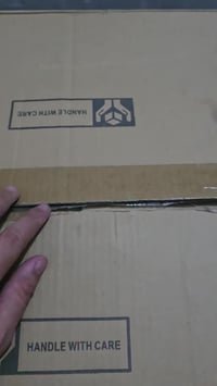 السلام على الحسين وعلى علي بن الحسين وعلى اولاد الحسين وعلى أصحاب الحس...