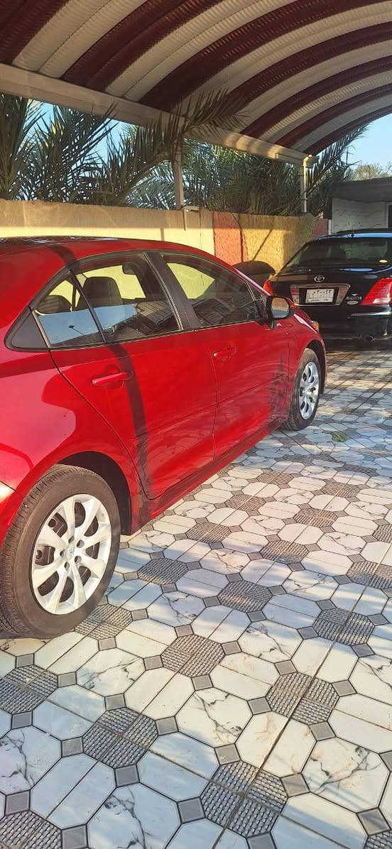 السلام عليكم من رخصه الادمن كورلا موديل:2022+رقم بابل بانزين سياره جديده كلش السعر :135وبيها مجال لتواصل :***********
