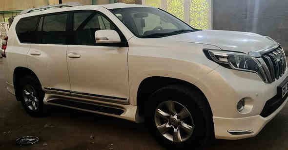 برادو 2013 خليجي 
رقم اربيل الجديدلون ابيض مكفولة من الصبغ والتبديل والحالوب والبارد والشخوط نهائياً 
موصفات TXL فتحة بصمة 6سلندر هوك ثلاجة حساس خلفي فور ويل لايت زنون دبل تانكي وباقي المواصفات 
المعروفة ماشية 140 الف
السيارة جديدة جداً استخدام نضيف كير محرك ميكانيك كهربائيات كله جديد 
السونار مرفق بالصور
السعر ( 300) وبيها مجال 
للاستفسار ***********
