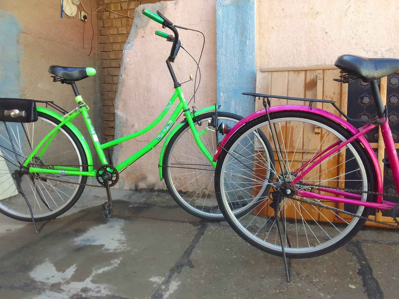 اثنينهن حجم26 ياهوالي يعجبك اتصال***********بي واتساب
